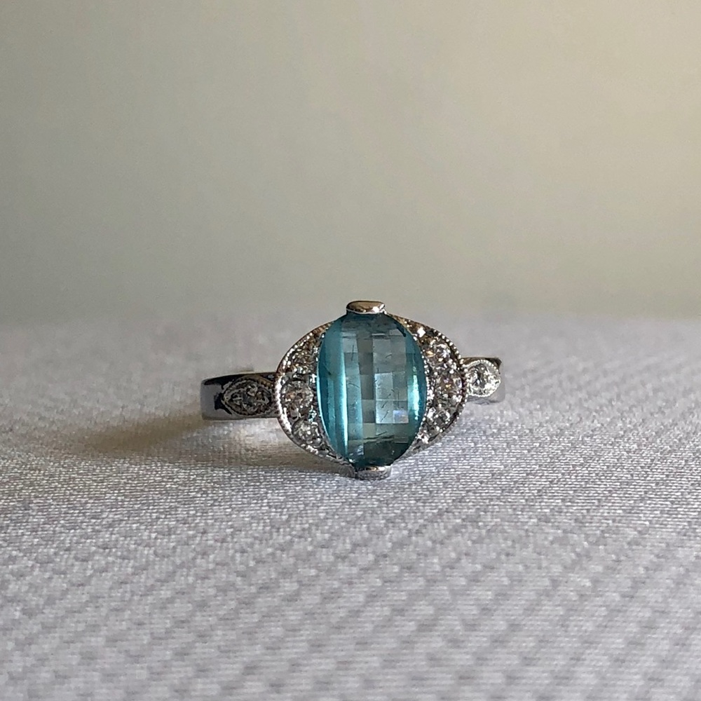 925 Sterling Silver Ring. NWT